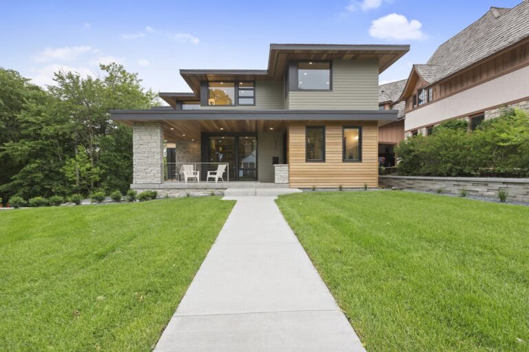 how much did a house sell for